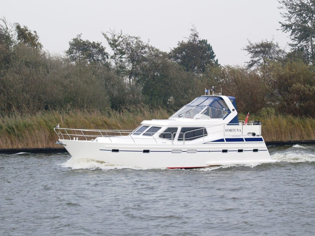 stoeten motoryachten fotos